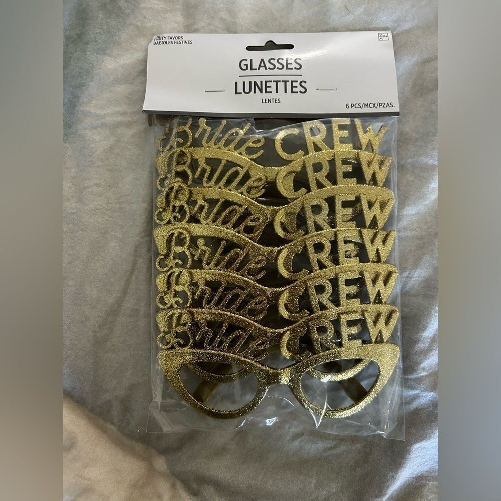 Gold Glitter Bride and Crew Glasses
